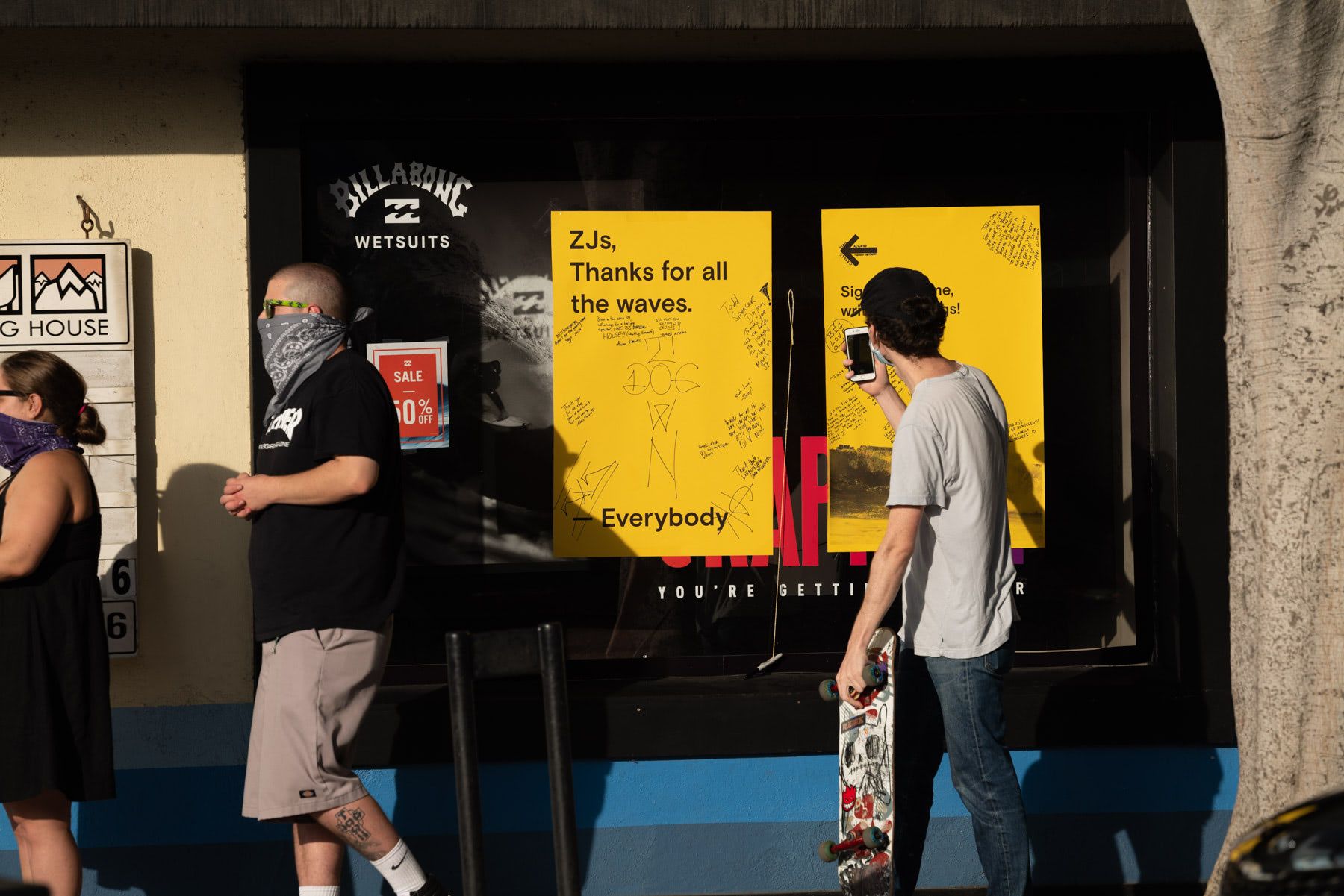 zjs boarding shop closing photo