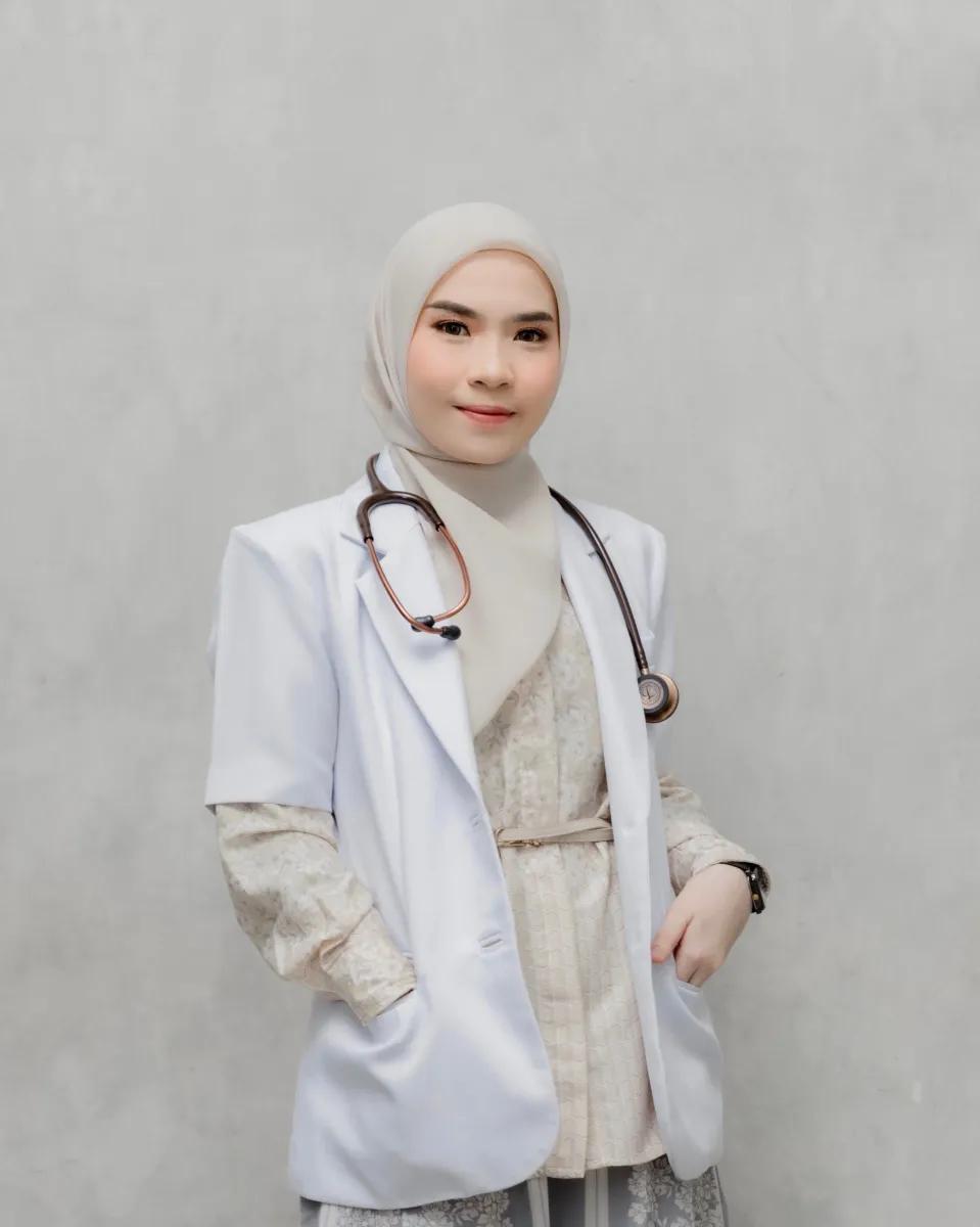 dr. Tina Syahfitri
