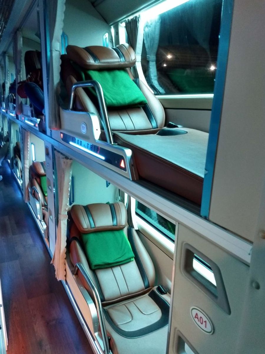 Luxusní lůžkový autobus. Cesta Da Lat - Saigon