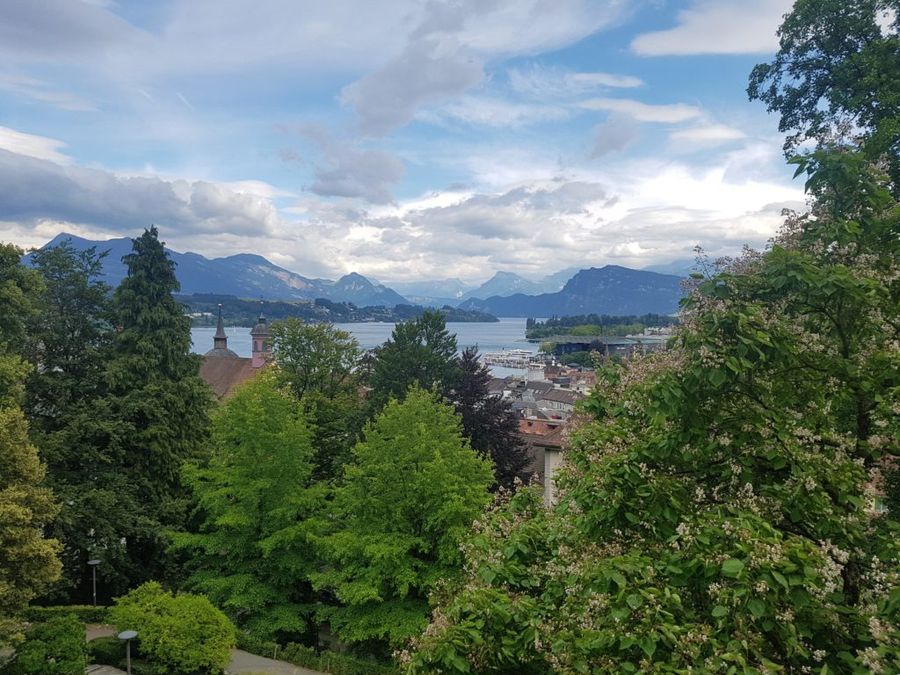 Výhled z městských hradeb, Lucern.