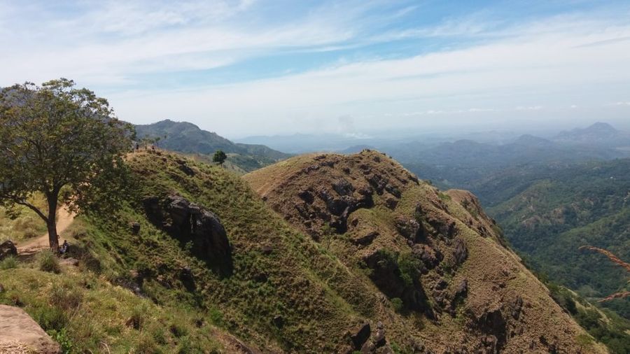 Mini Adam's peak, Ella