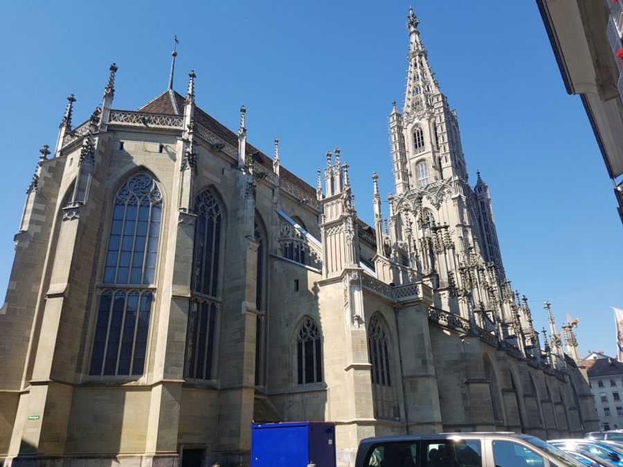 Katedrála sv. Vincenta v centru města, Bern.