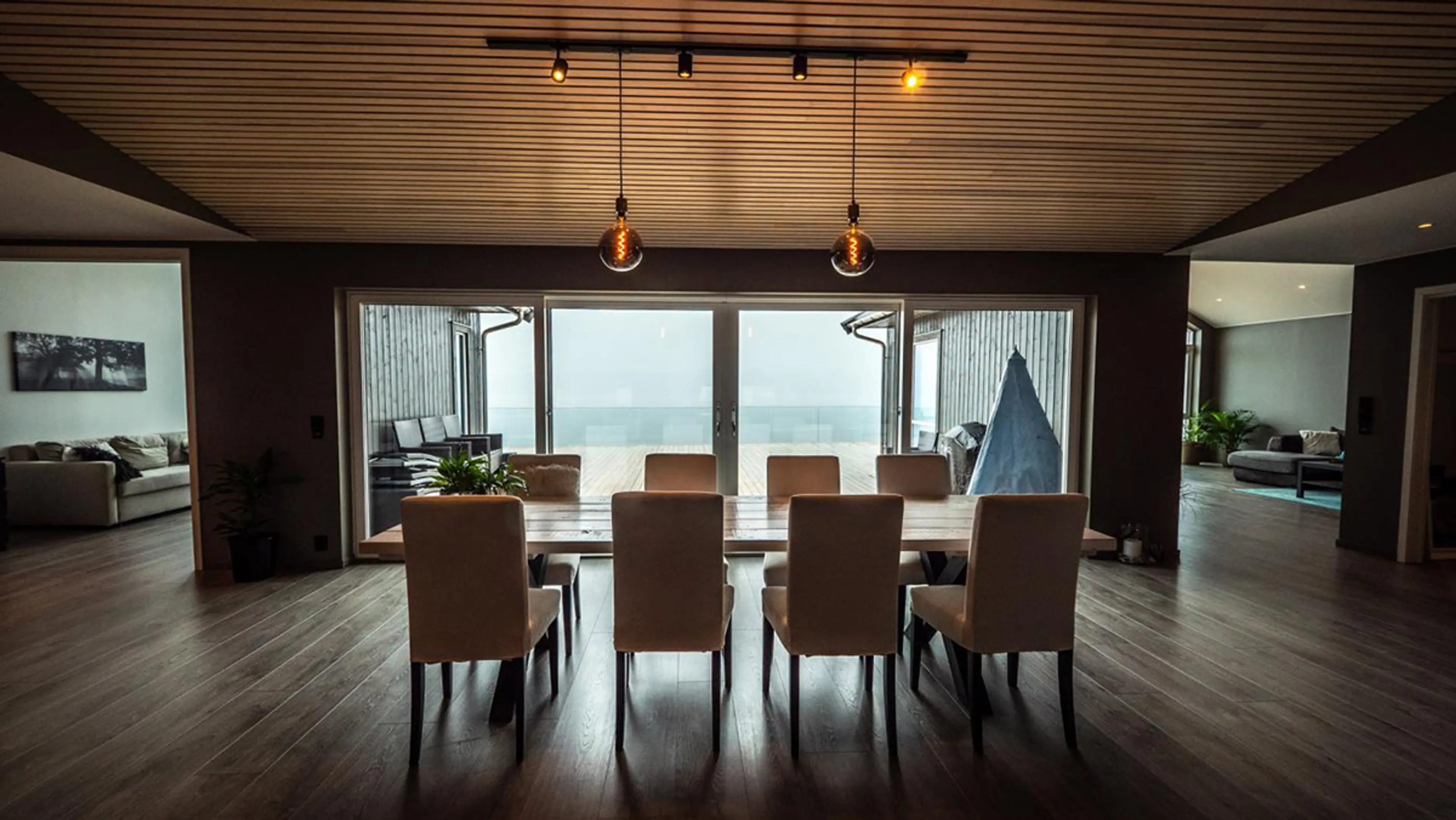 Spisestue med spiletak fra Combiwood Barkevik