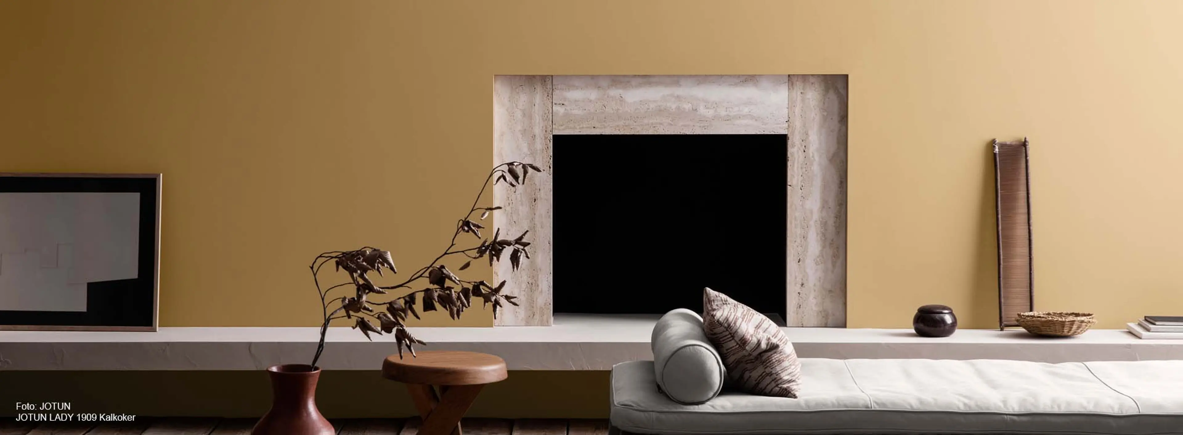moderne og minimalistisk stue med jordfarger