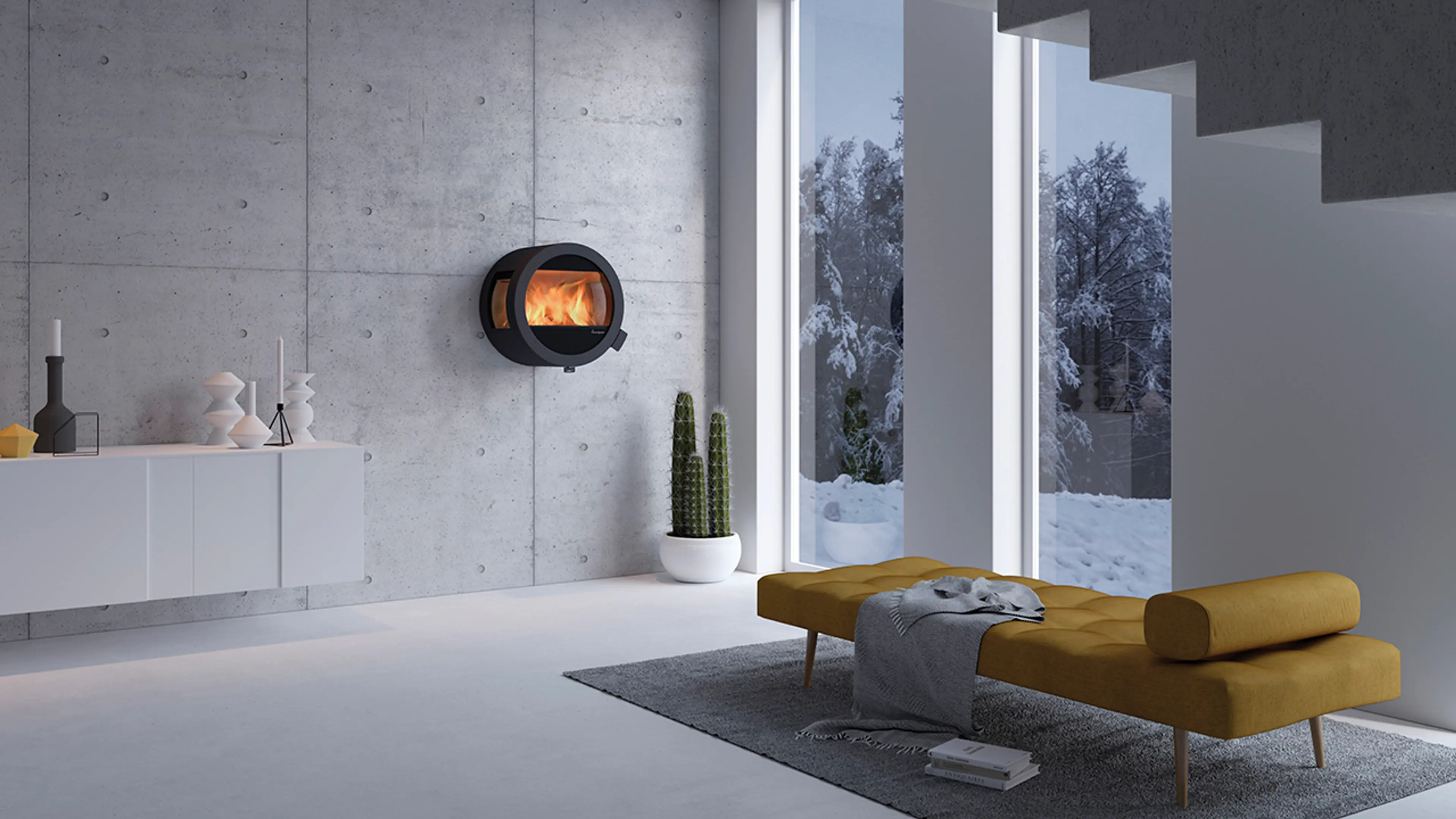 Stue med veggehengt peis i hytte.