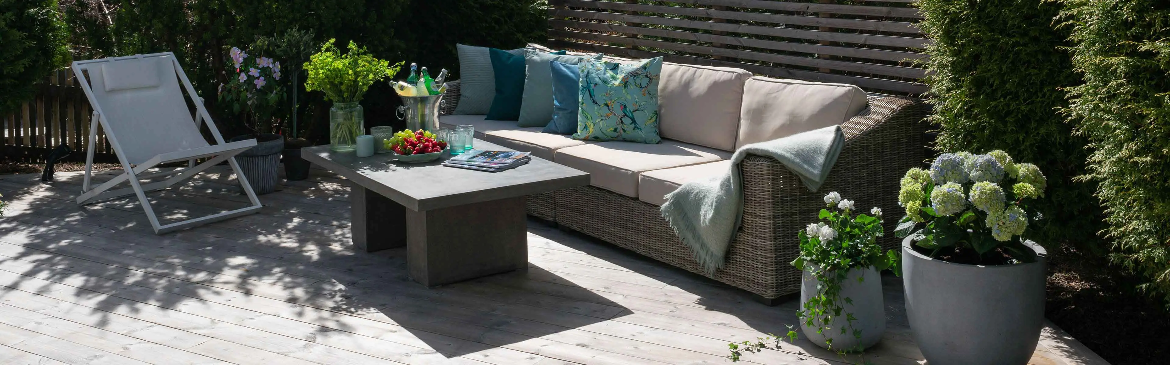 Terrasse med termofuru terrassebord.