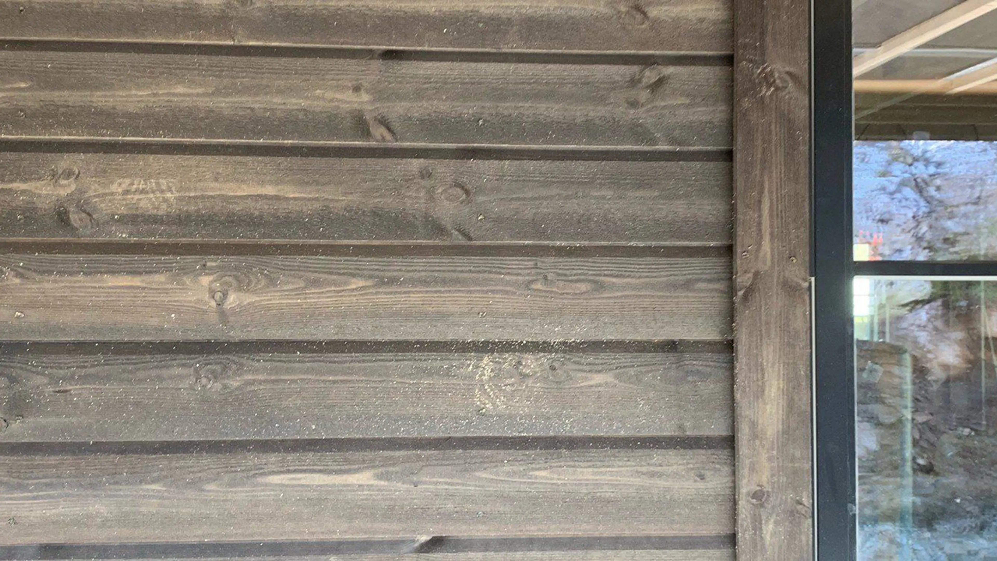 Hus med liggende kledning med ESSVE fasadeskruer.