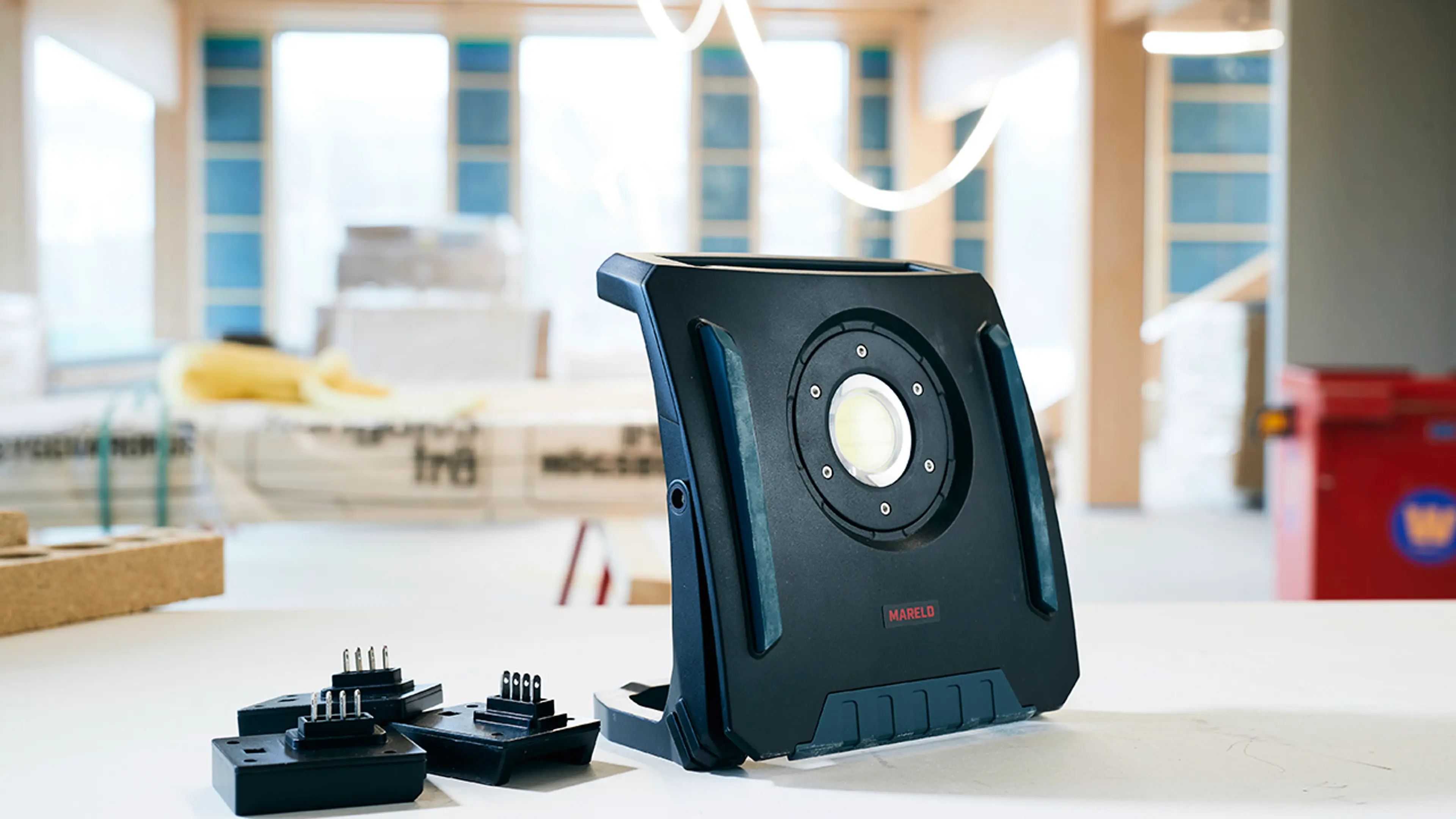 Nærbilde av arbeidslampe som er dimbar.