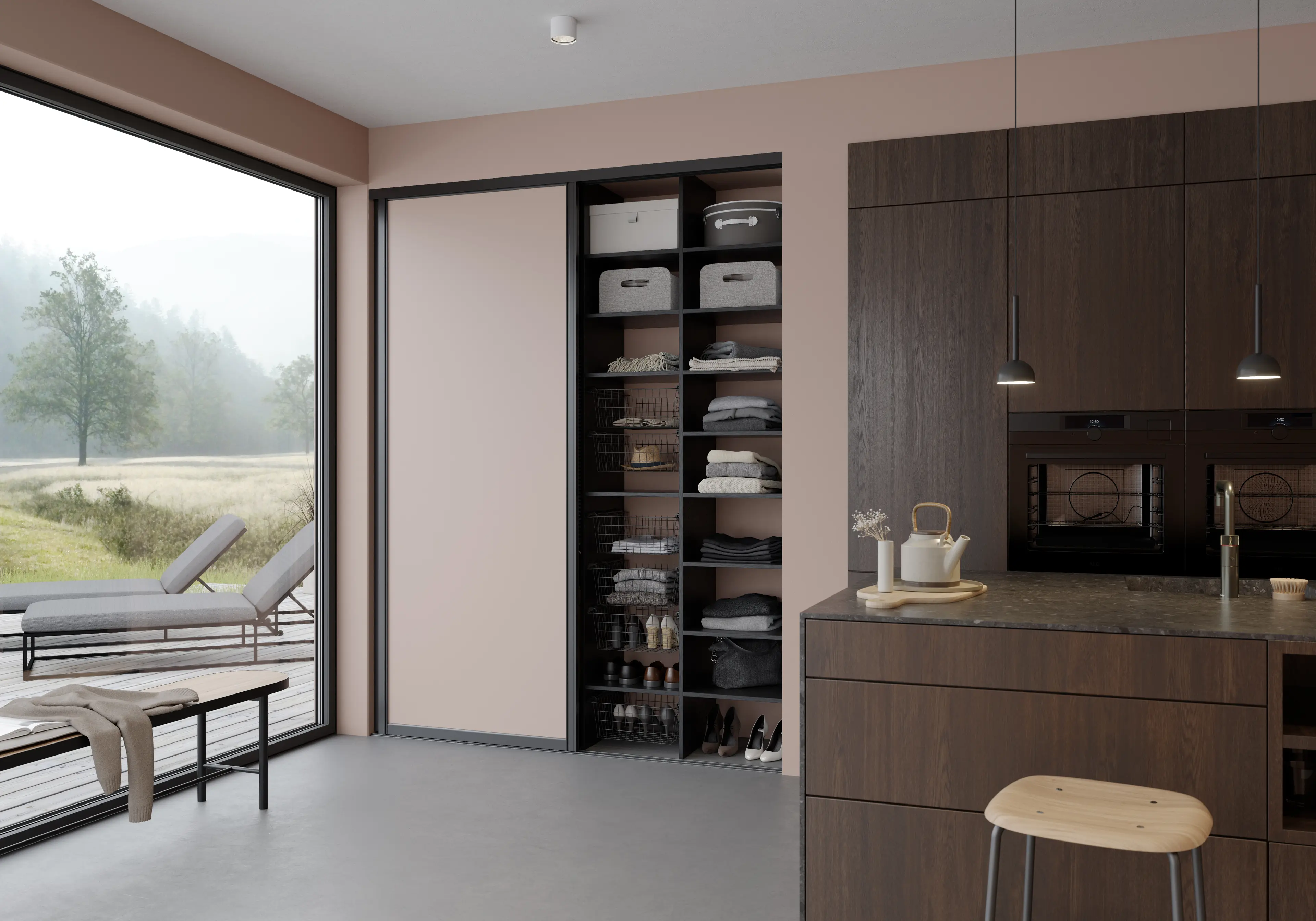 Skyvedørsgarderobe på kjøkken med utsikt