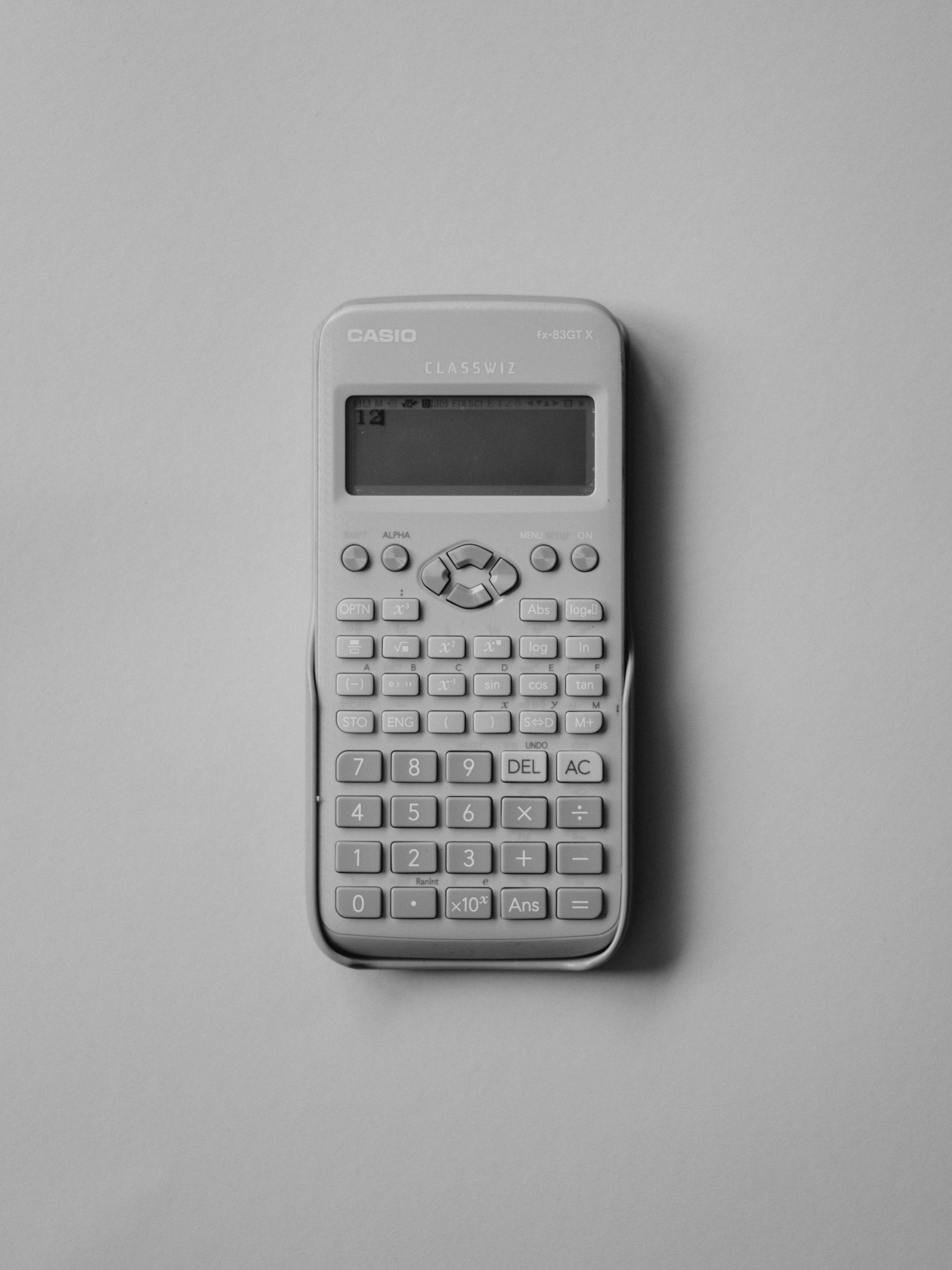 Avansert kalkulator som brukes i teoretisk matematikk og eksamen i Matematikk R1.
