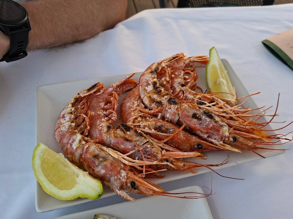 Tres Mareas
