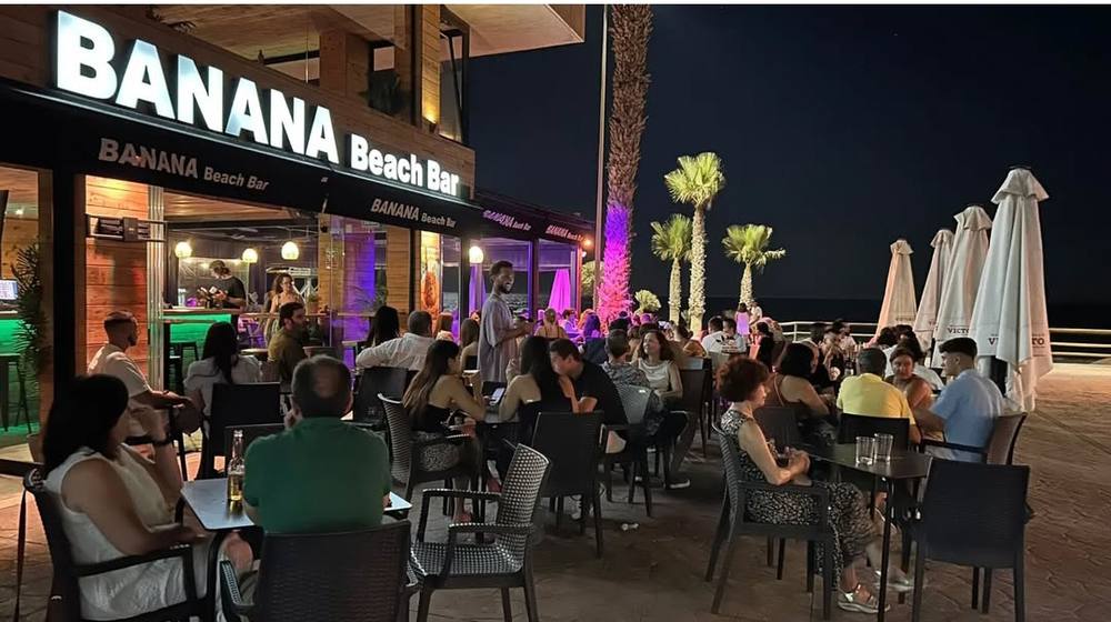 Banana Beach Bar