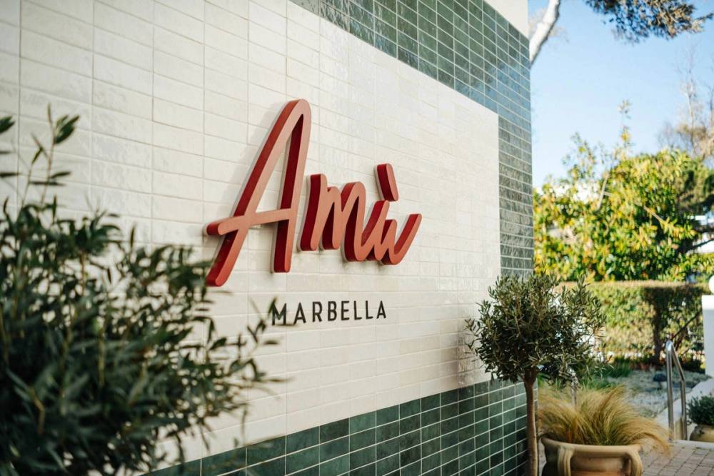 Amù Beach Club