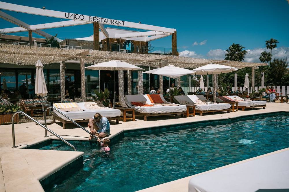 ÚNICO BEACH RESTAURANT