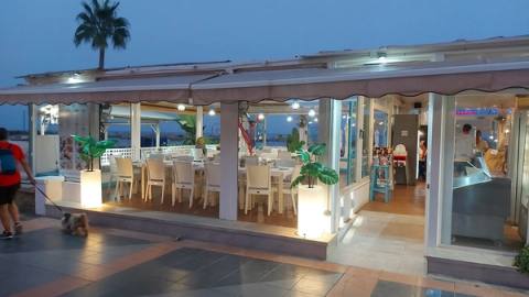 La Mar Bonita | Restaurante de Espetos en Torremolinos