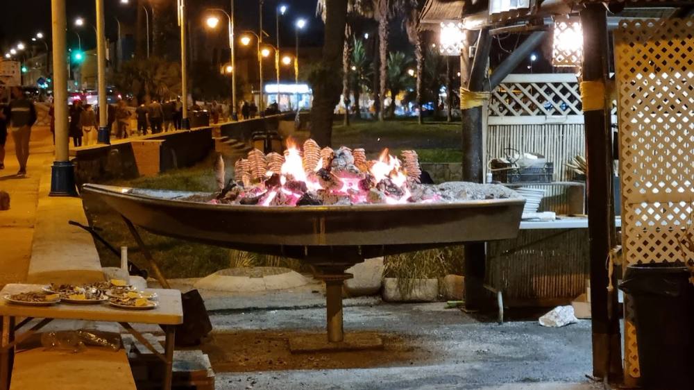 Chiringuito El Merlo – Espetos y Pescado en Pedregalejo | Grupo La Revuelo