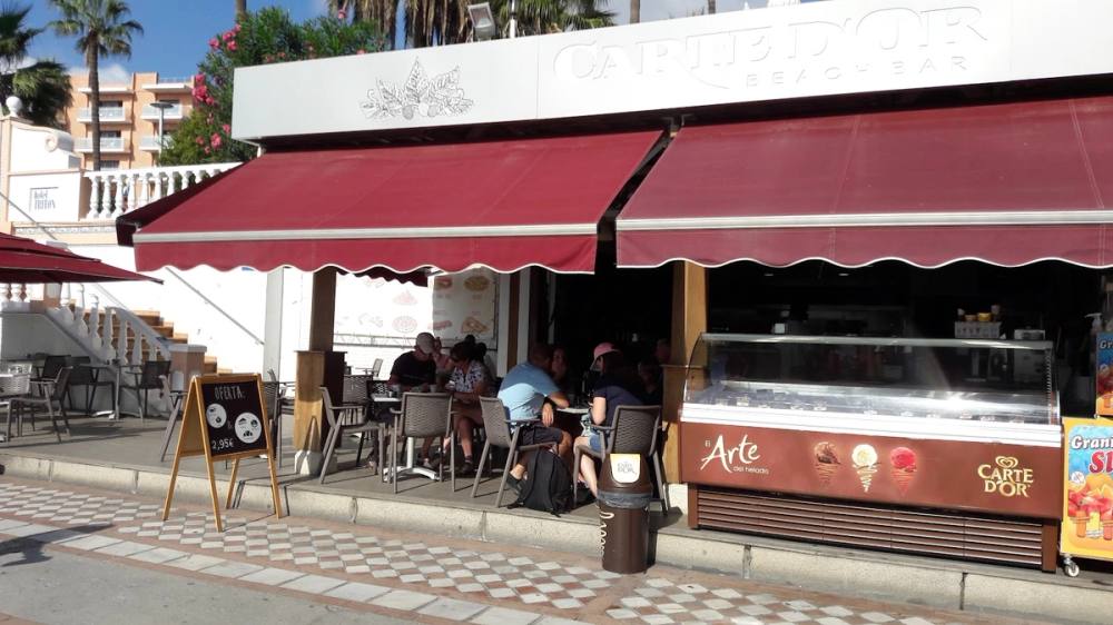Carte d'Or Beach Bar