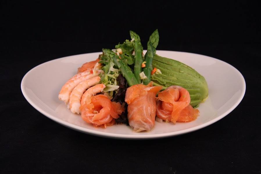 La Plaza Beach Restaurant @ Dona Lola