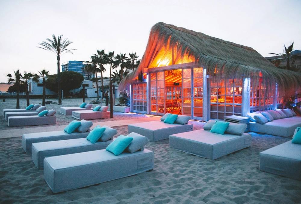 Playa Padre: Beach Club & Restaurant