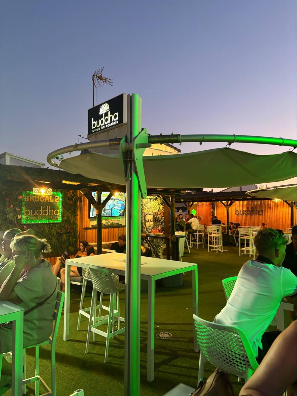 Terraza Buddha Lounge Bar
