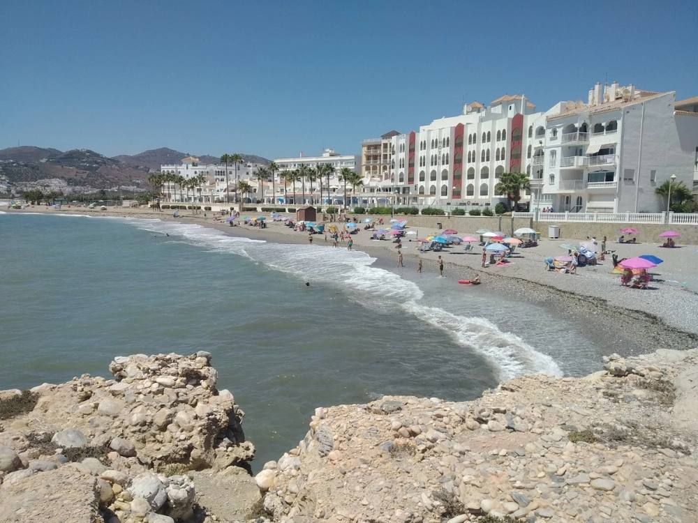 Playa El Chucho Nerja