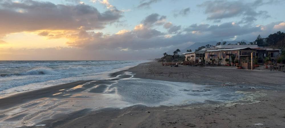 Playa Chiringuito Casanis