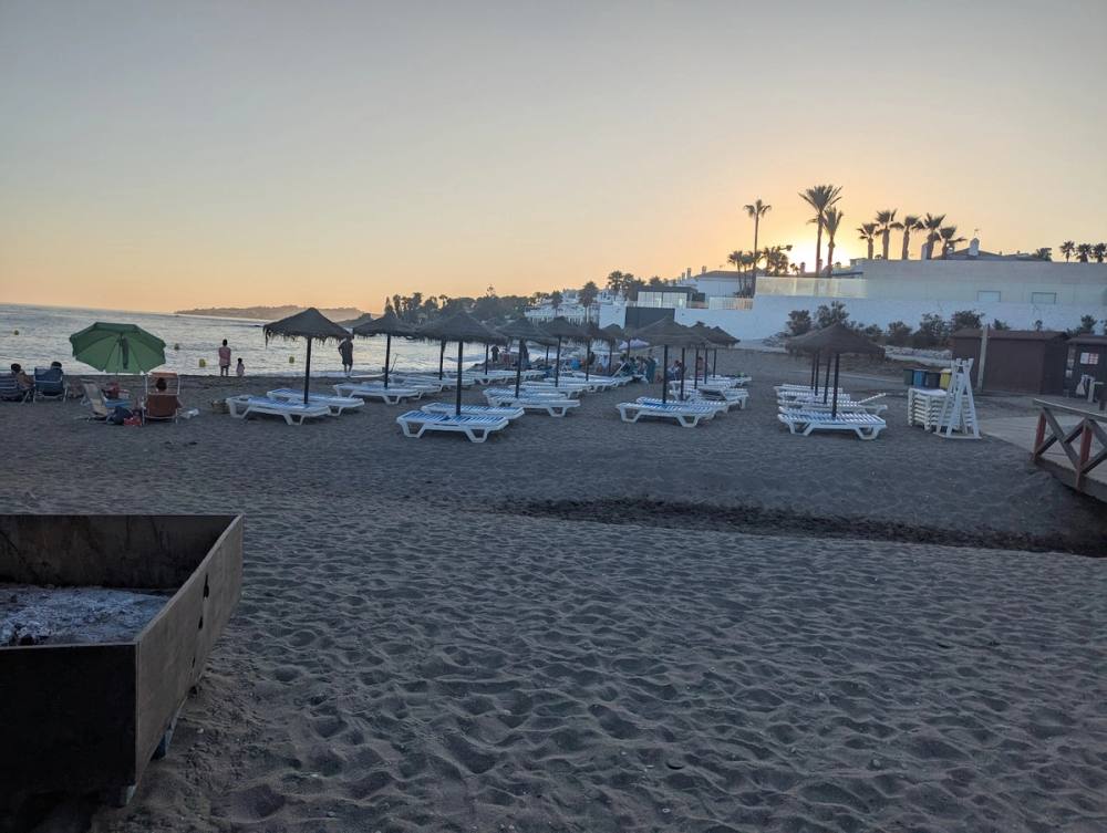 El Charcón Beach