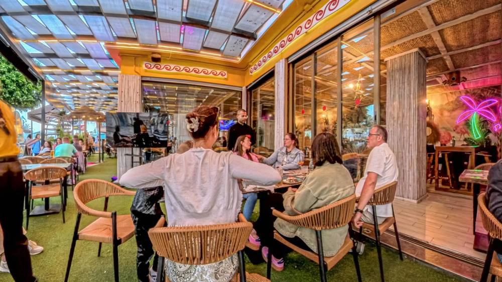 Beach Club La Carihuela - Restaurant & Lounge Bar