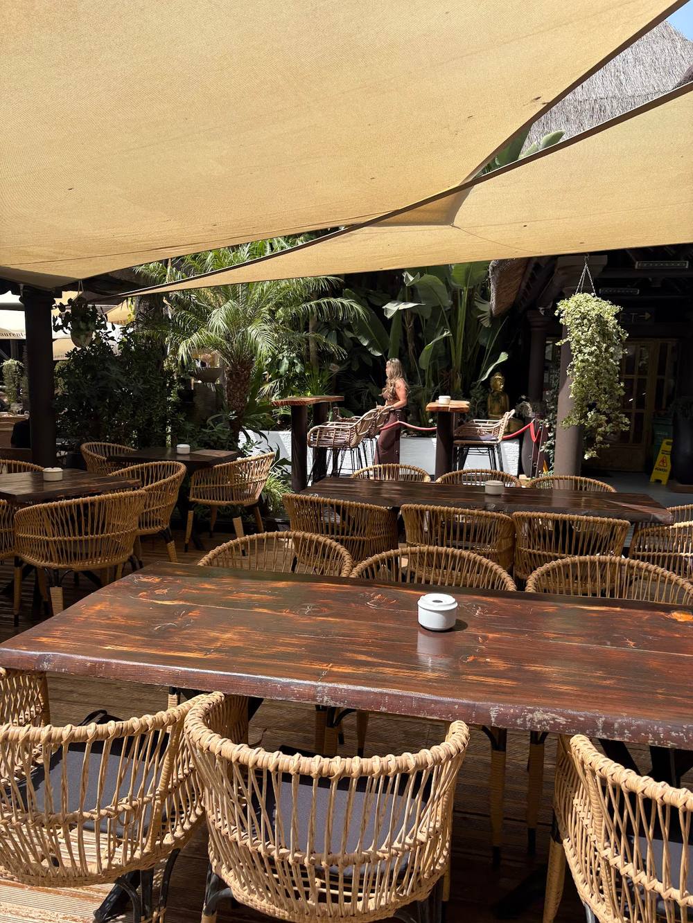 La Sala By The Sea