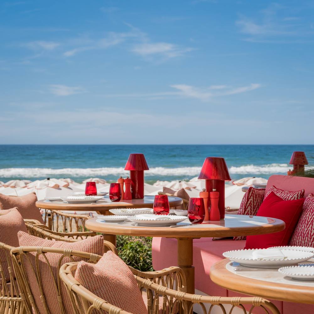 Amù Beach Club
