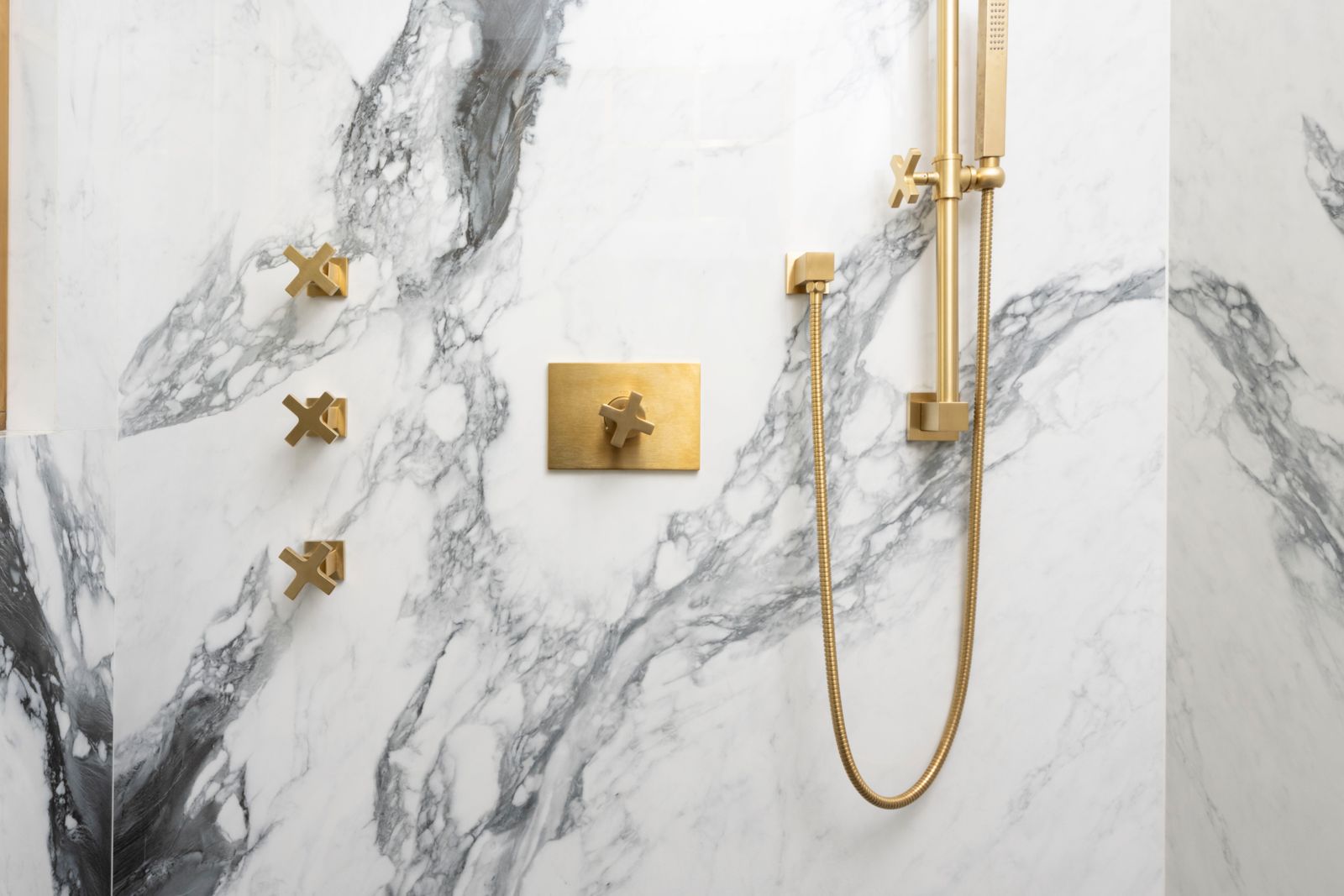 Modern Luxe Manor — UA Designs project