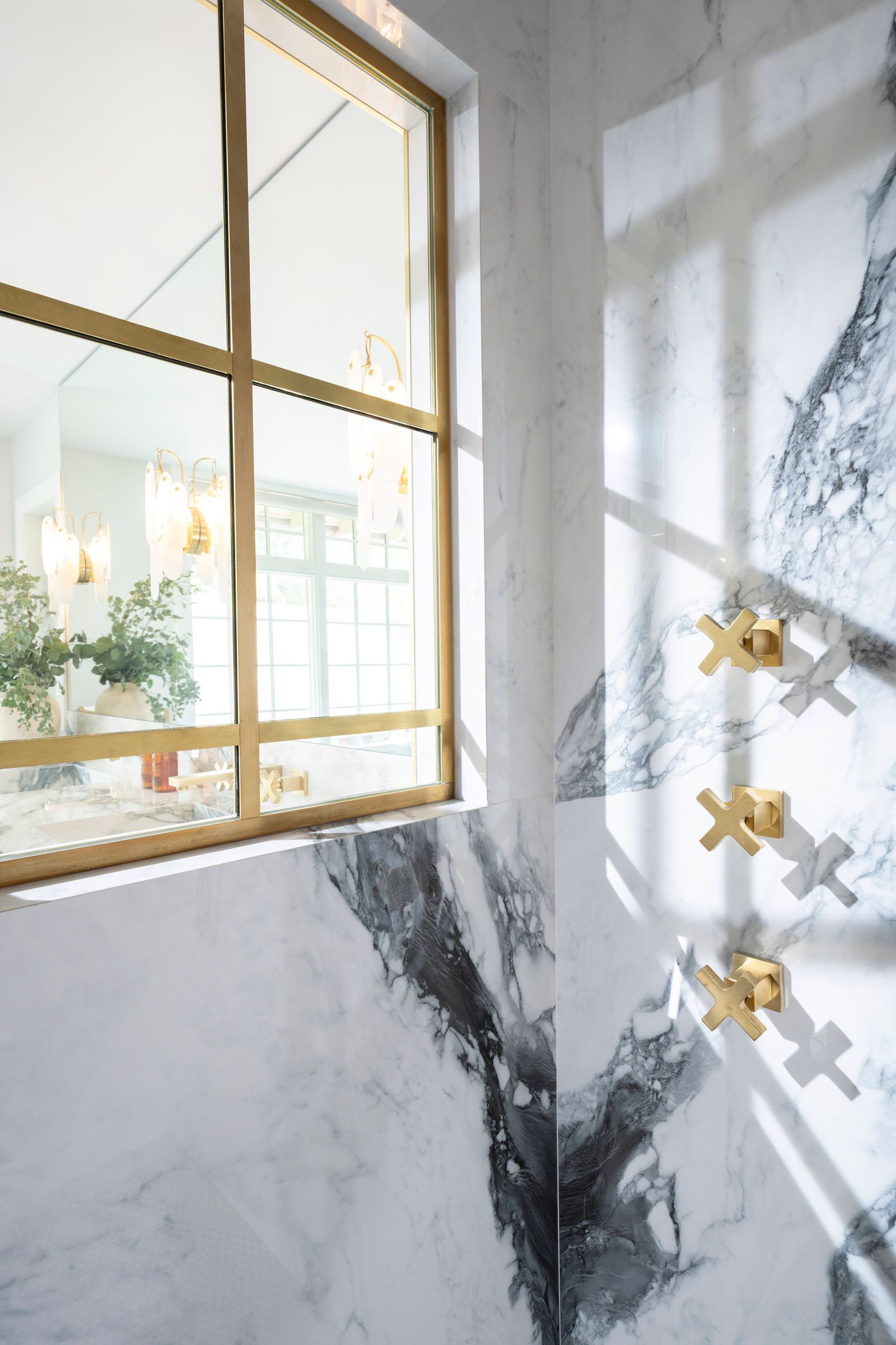 Modern Luxe Manor — UA Designs project