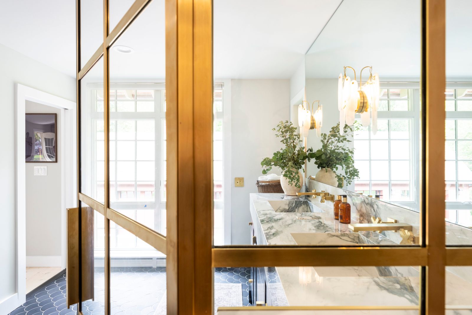 Modern Luxe Manor — UA Designs project