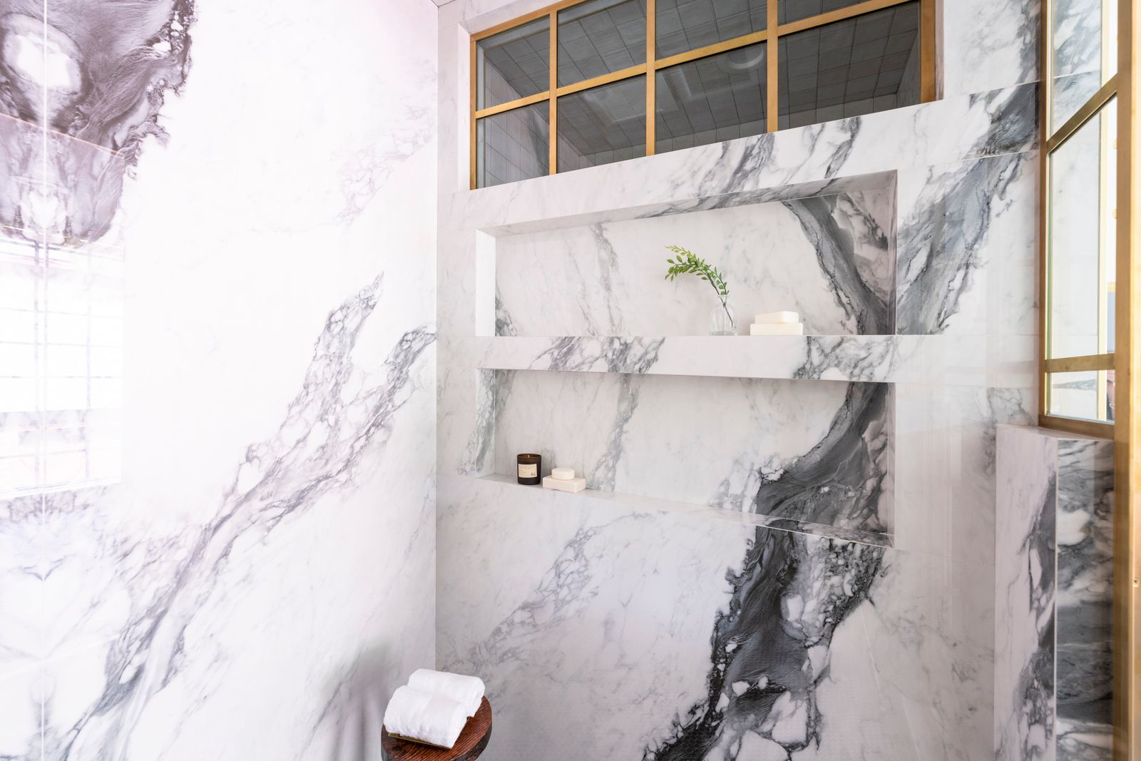 Modern Luxe Manor — UA Designs project
