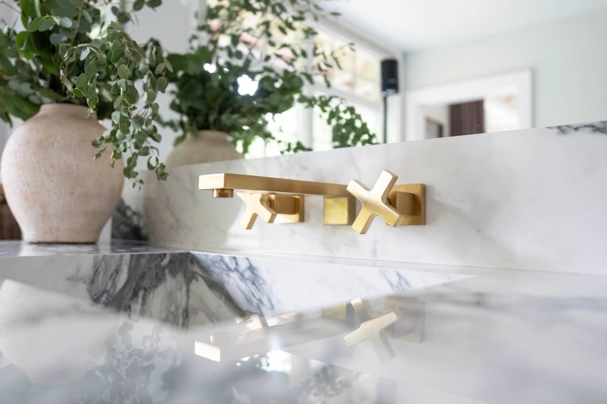Modern Luxe Manor