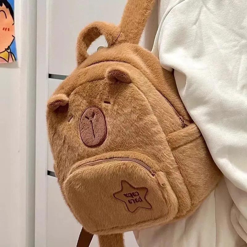 mochila capibara