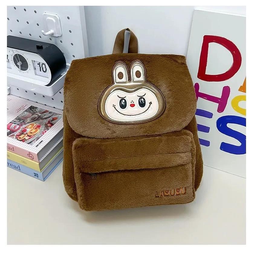 mochila labubu