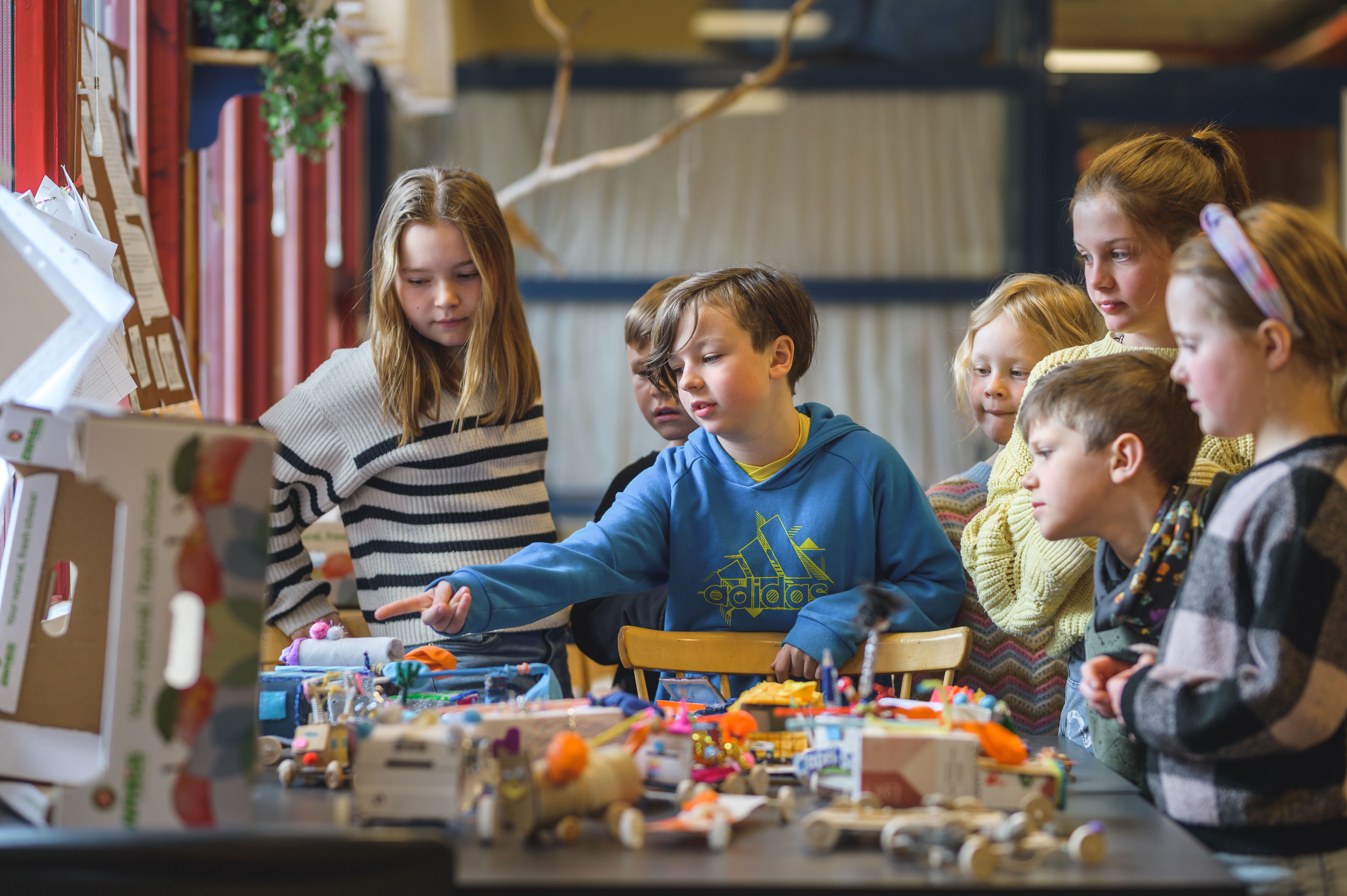 Elever på lärande grundskola fresta