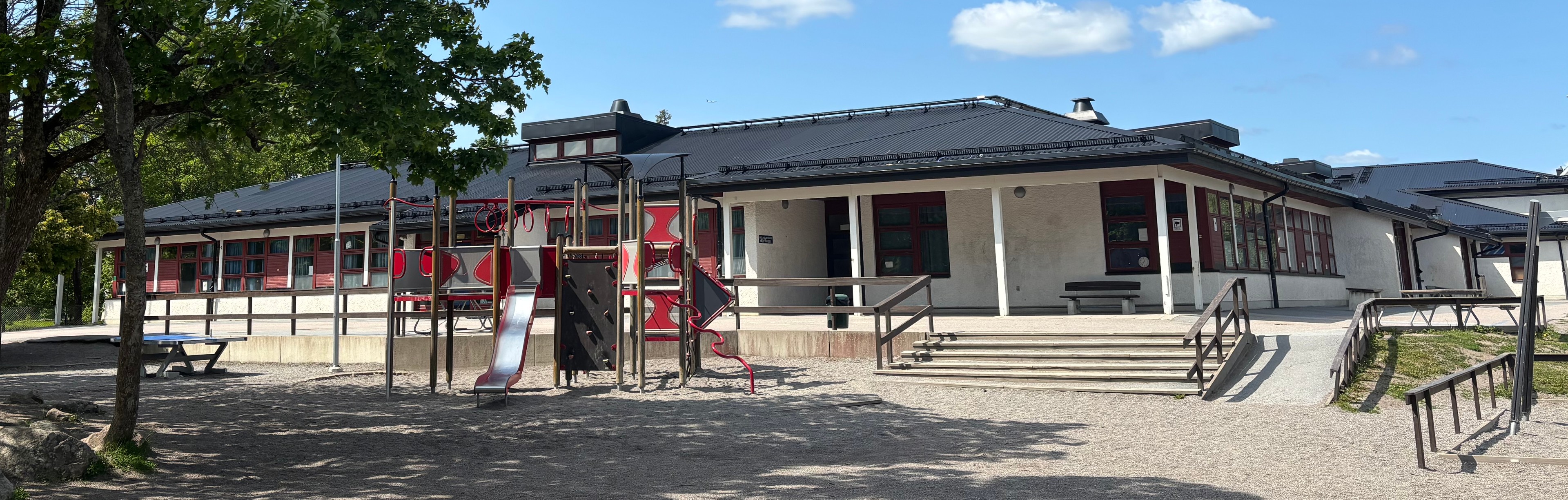 Lärande grundskola fresta exteriört