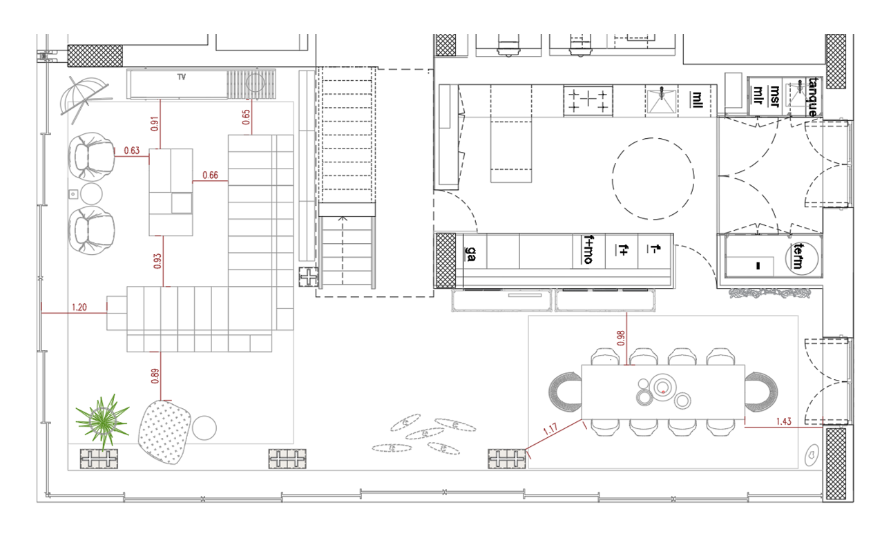 Planta de projeto técnico de interiores com layout, mobiliário, cozinha e medidas de circulação definidas antes da obra.
