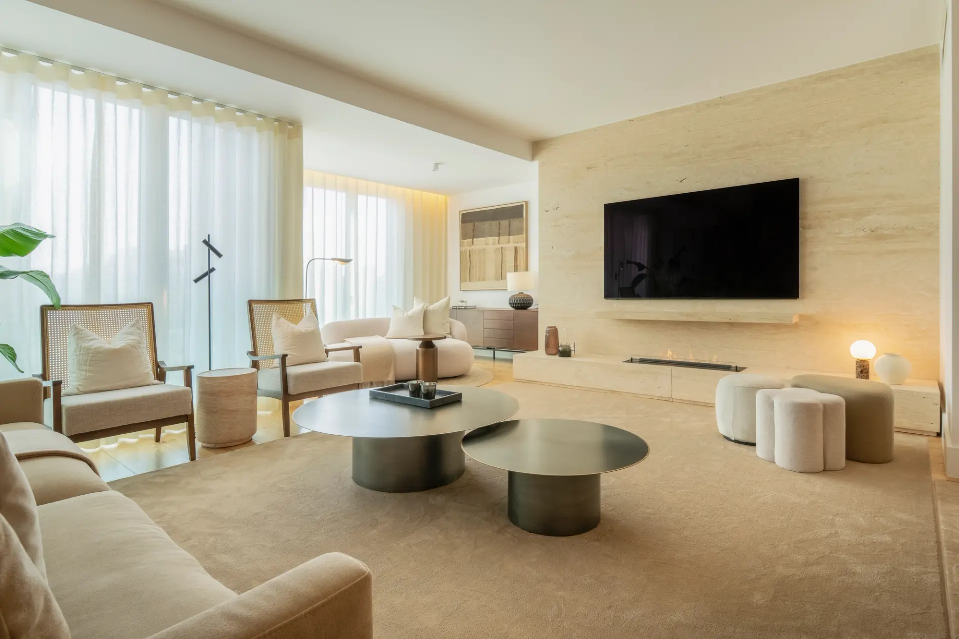 Como o Design de Interiores Valoriza um Imóvel