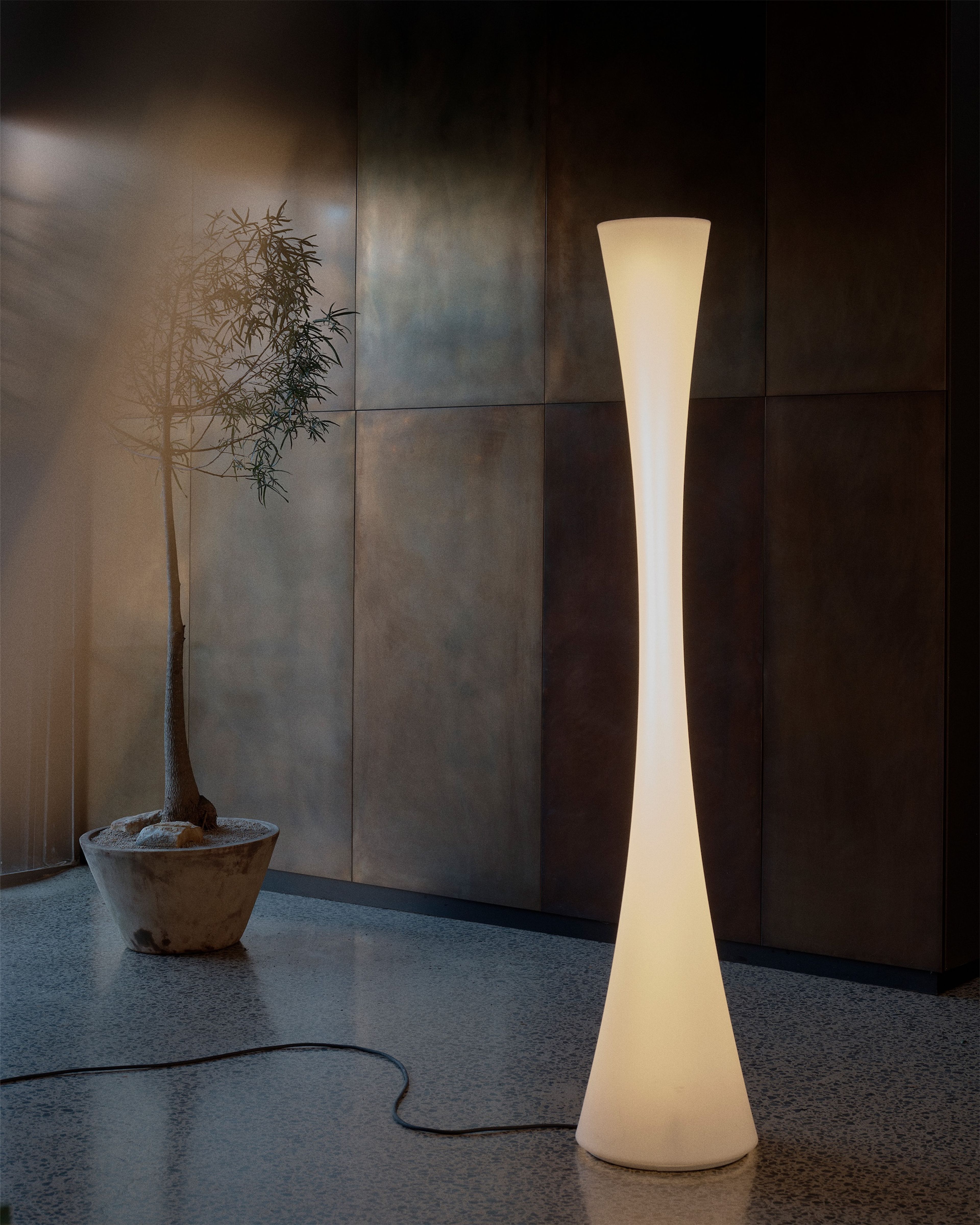 Visual media content