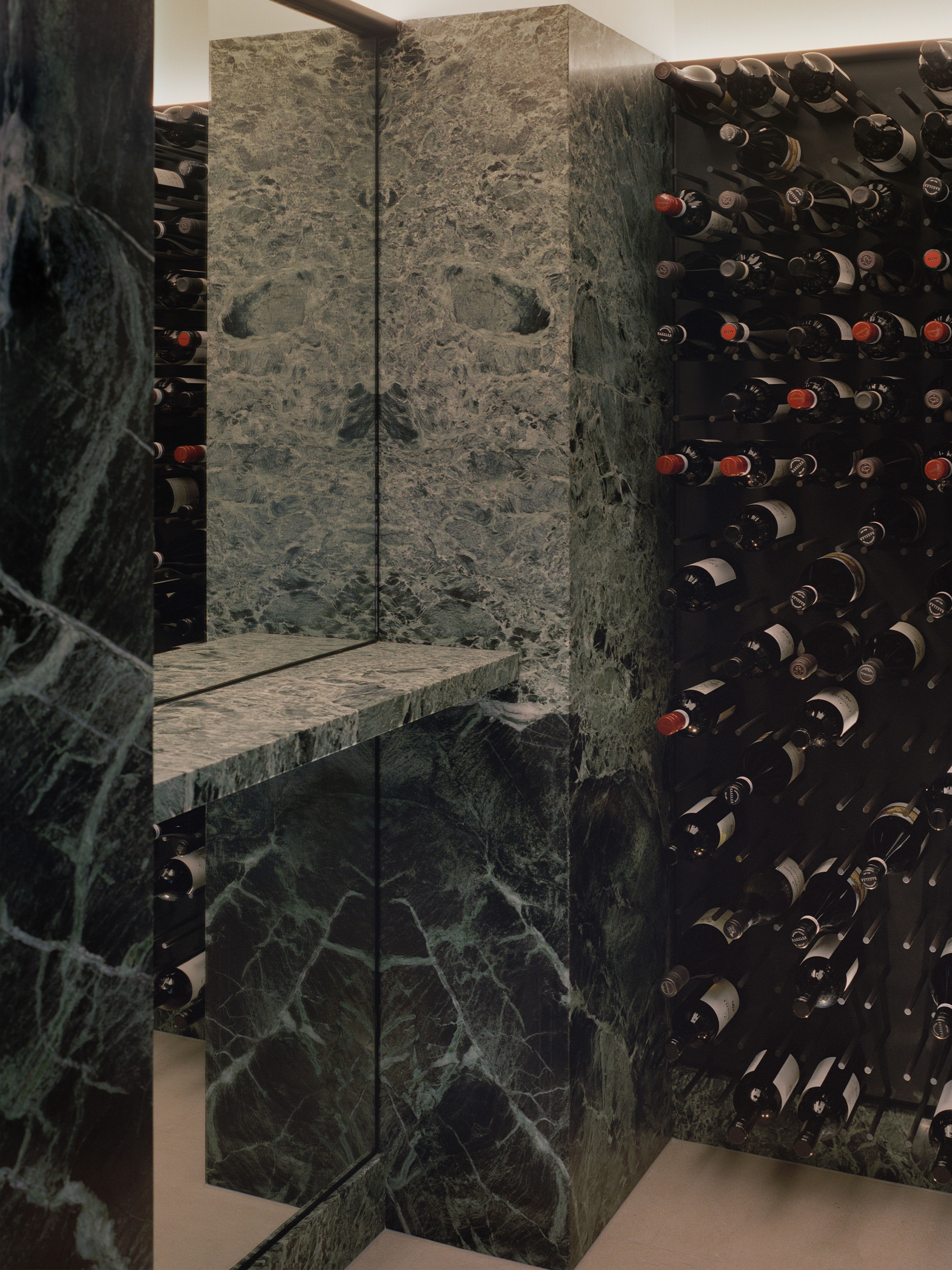 Visual media content