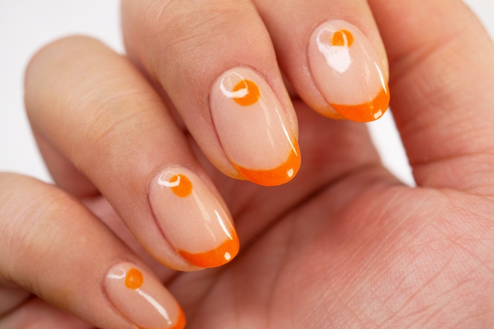 How To Create A Minimalist French Dot Dip Mani | DipWell | DipWell