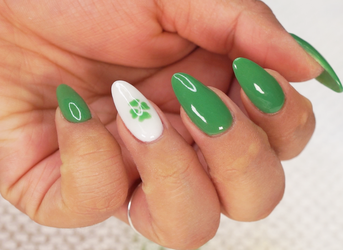 St. Patrick's Day Nails - wide 2