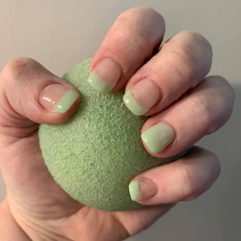 light green dip nails