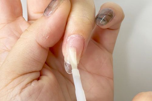 How the French Manicure Made Its Comeback - The New York Times