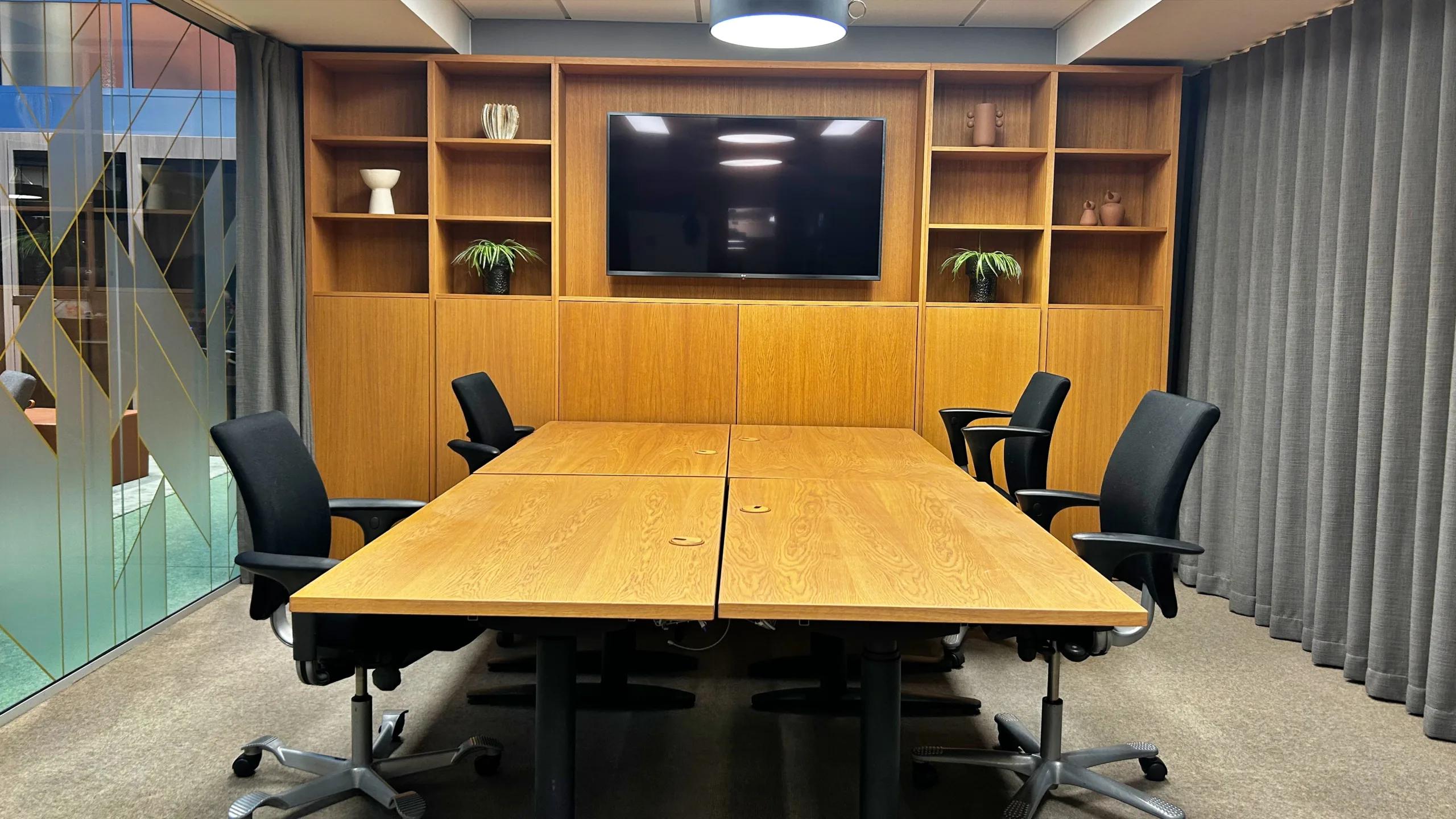 Office for 4-6 employees at Solli Plass - Workspace