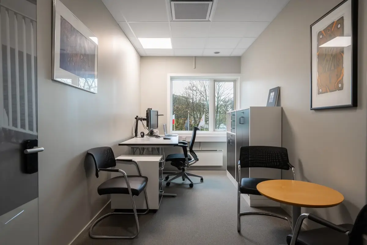 Bright and refurbished office premises with views in Sjølystparken - workspace