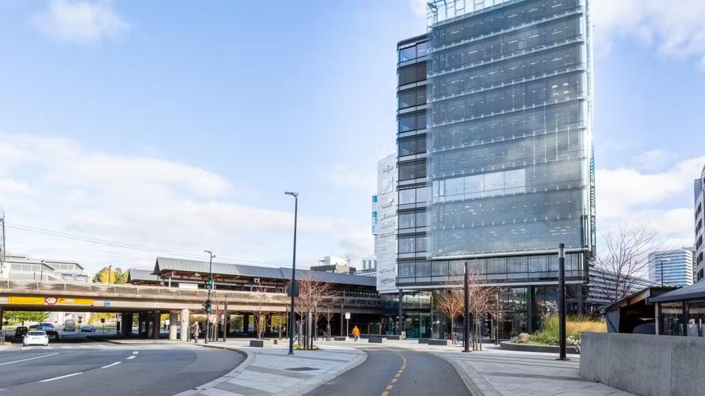 Kontor for 1-2 ansatte rett ved Skøyen Stasjon